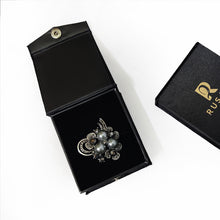 Load image into Gallery viewer, Brooch - Silver Crystal