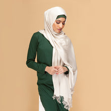 Load image into Gallery viewer, Basic Essential Tee - Green